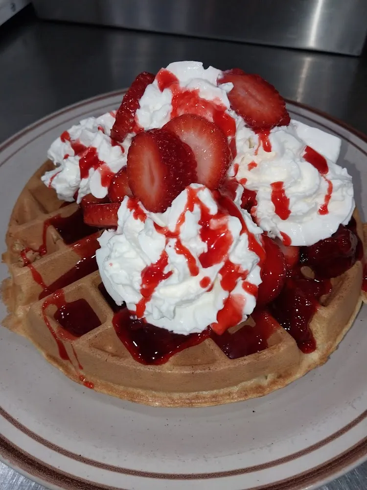 Waffle with Fruit Topping